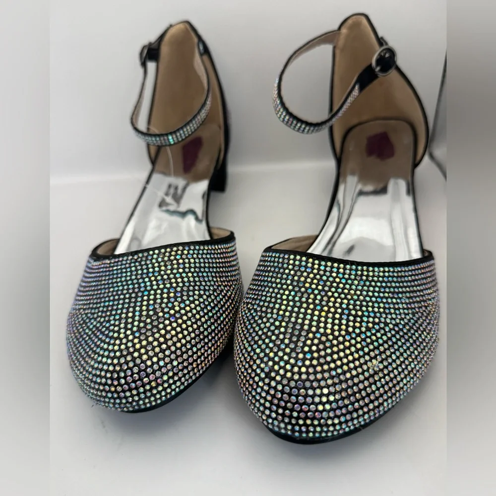 Badgley Mischka Big Girls Size 6 Studded Block Heel Dress‎ Shoe Silver Sparkle
